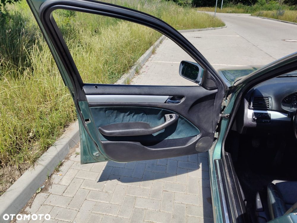 BMW Seria 3 - 26