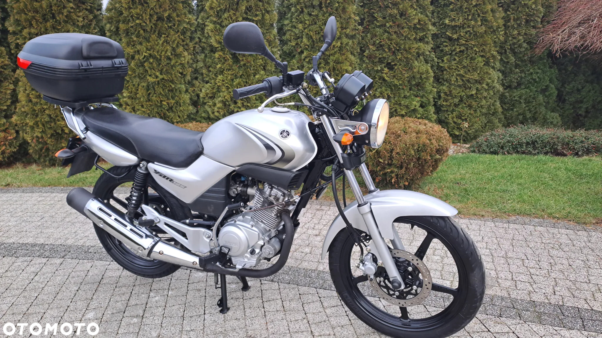 Yamaha YBR - 4