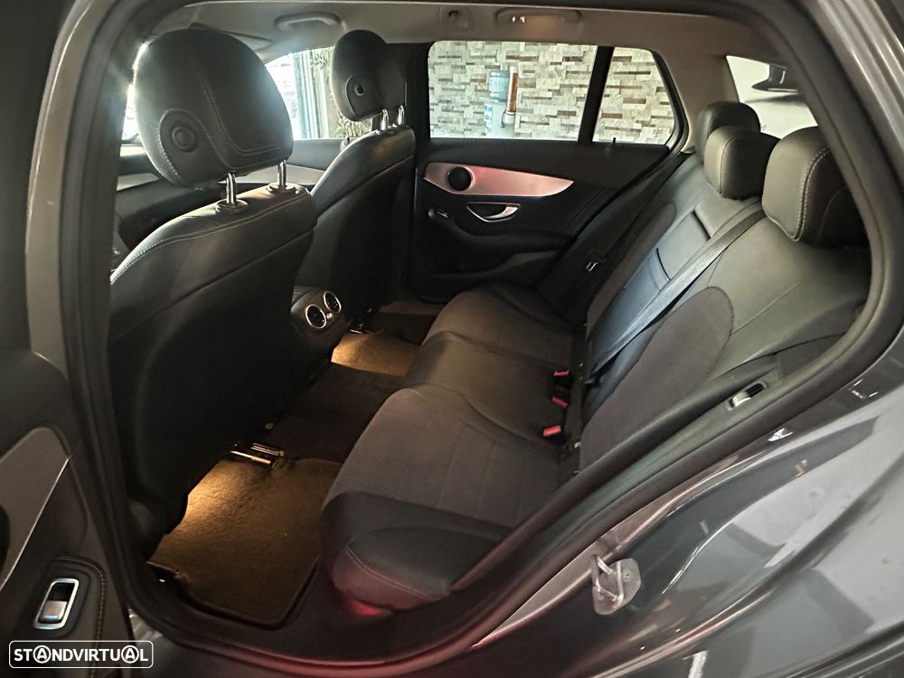 Mercedes-Benz C 220 d Station 9G-TRONIC AMG Line - 13