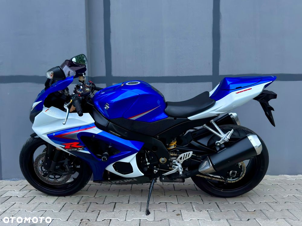 Suzuki GSX-R - 6