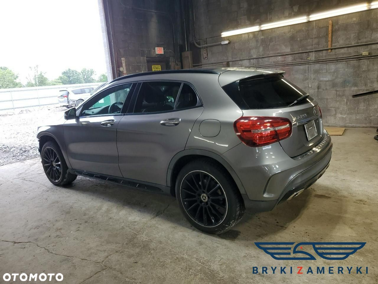 Mercedes-Benz GLA - 1