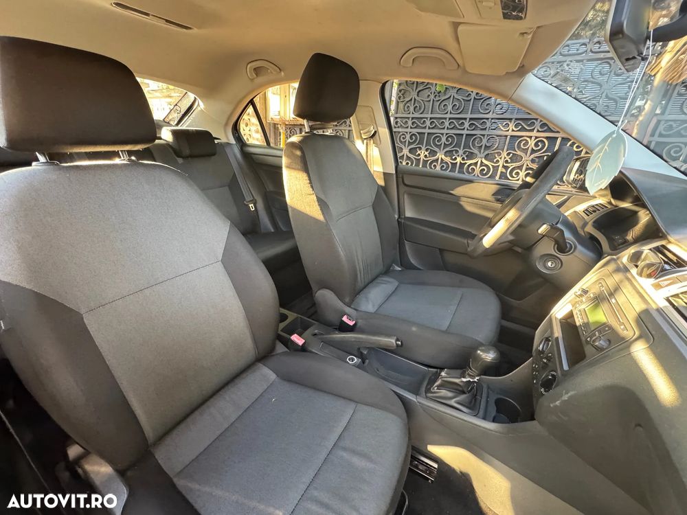 Skoda RAPID 1.6 TDI Active - 4