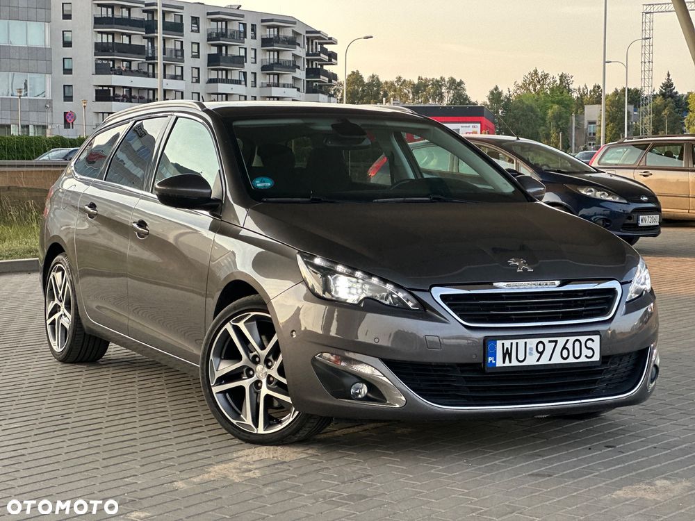 Peugeot 308 - 1