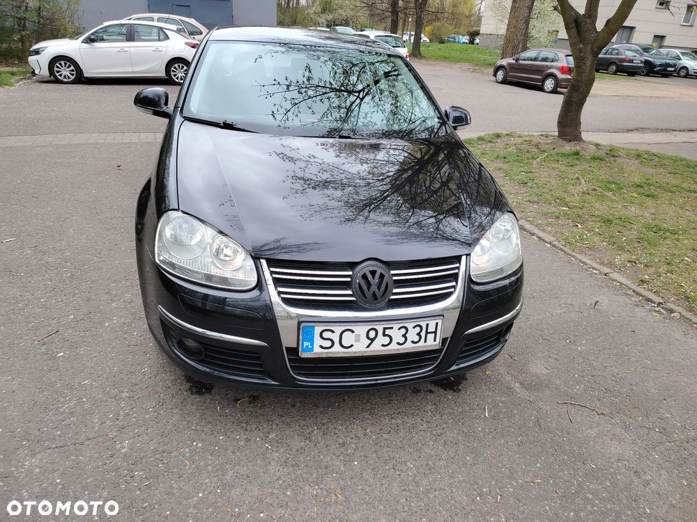 Volkswagen Jetta 1.6 Comfortline - 1