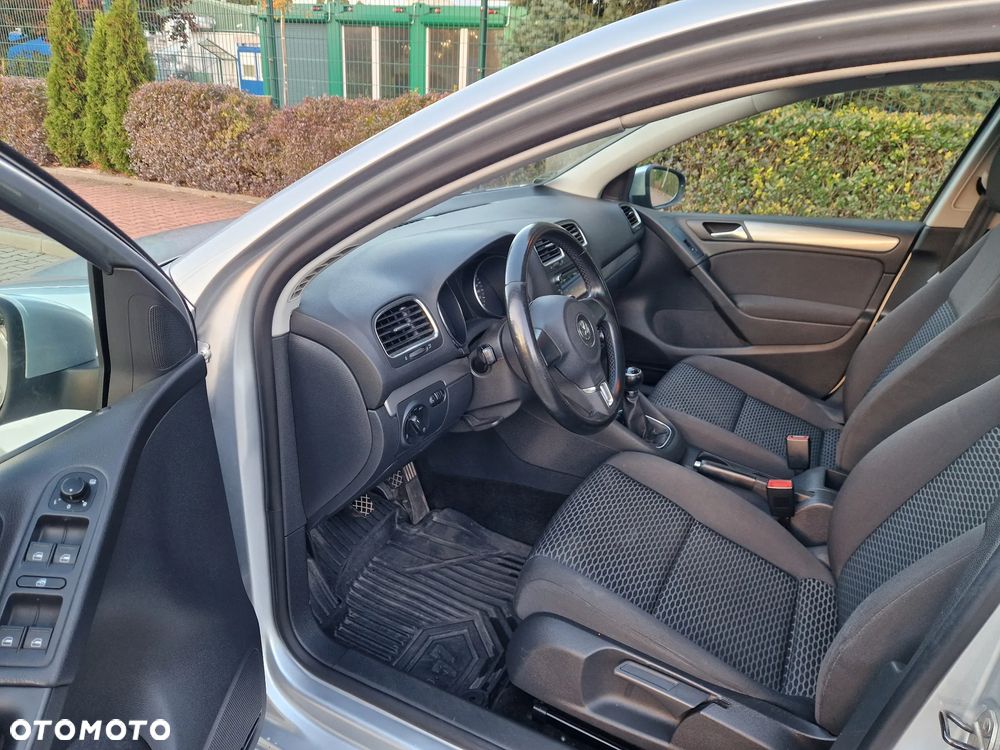 Volkswagen Golf - 13