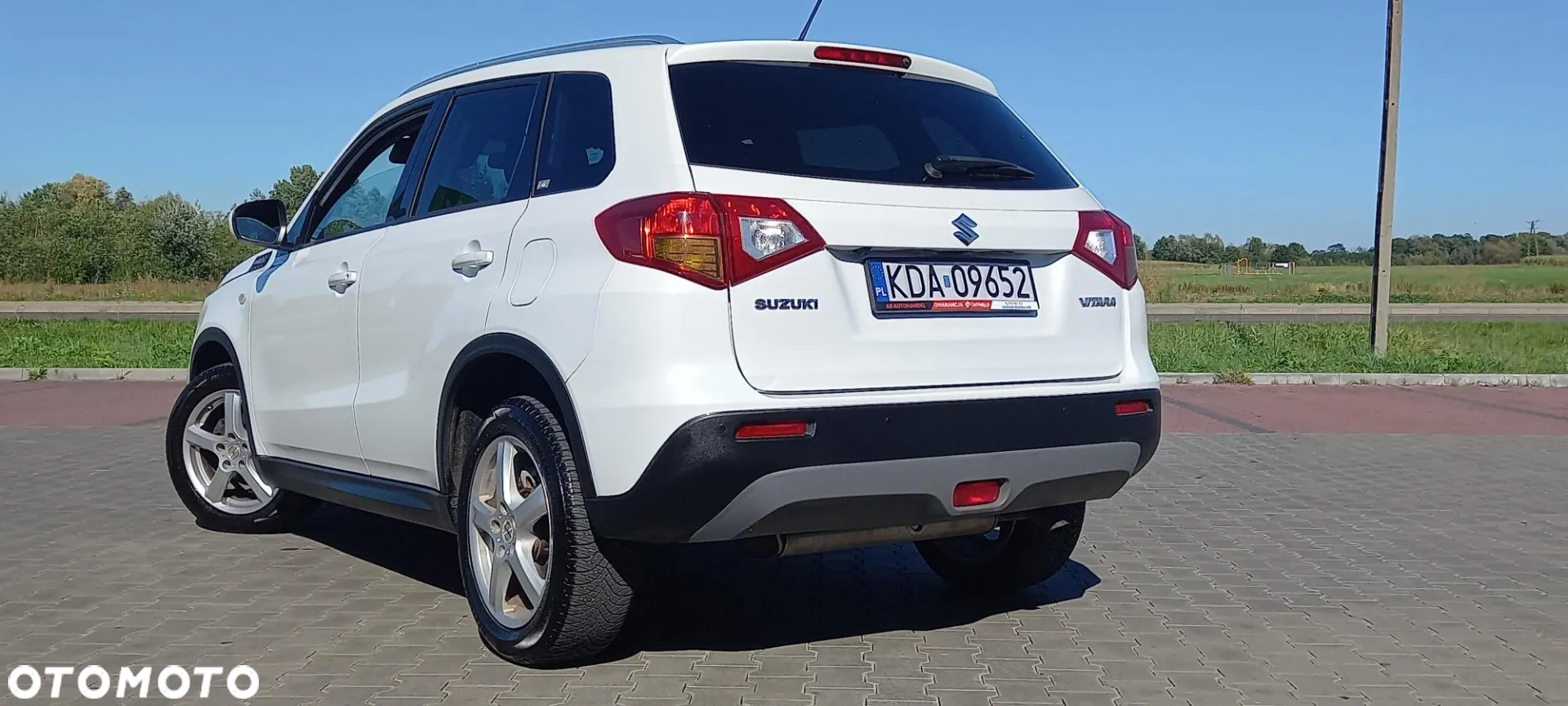 Suzuki Vitara 1.6 Comfort 2WD - 11
