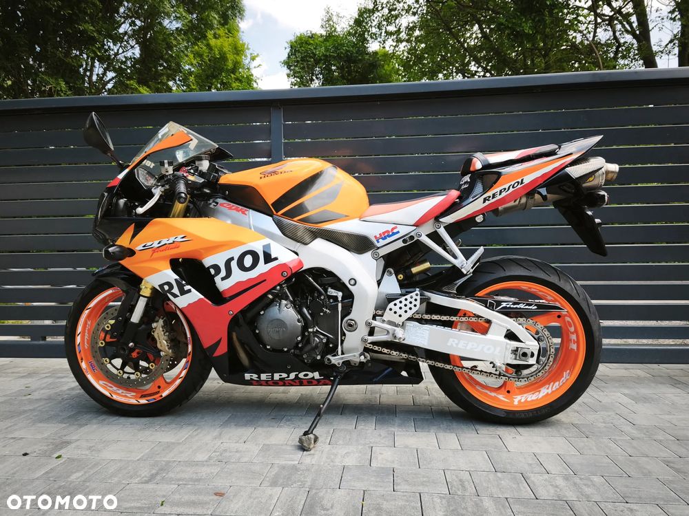 Honda CBR - 7