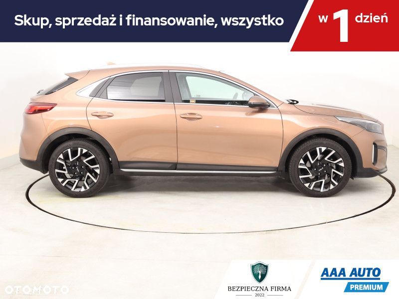 Kia XCeed - 8