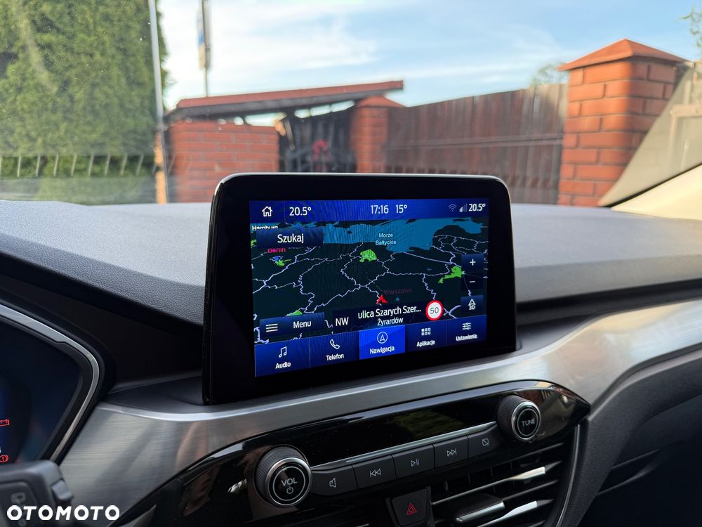 Ford Kuga 1.5 EcoBoost FWD Titanium - 24