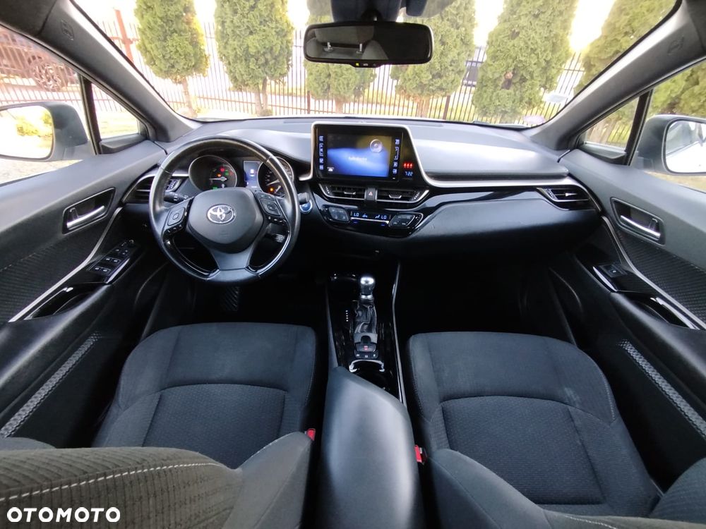 Toyota C-HR - 7