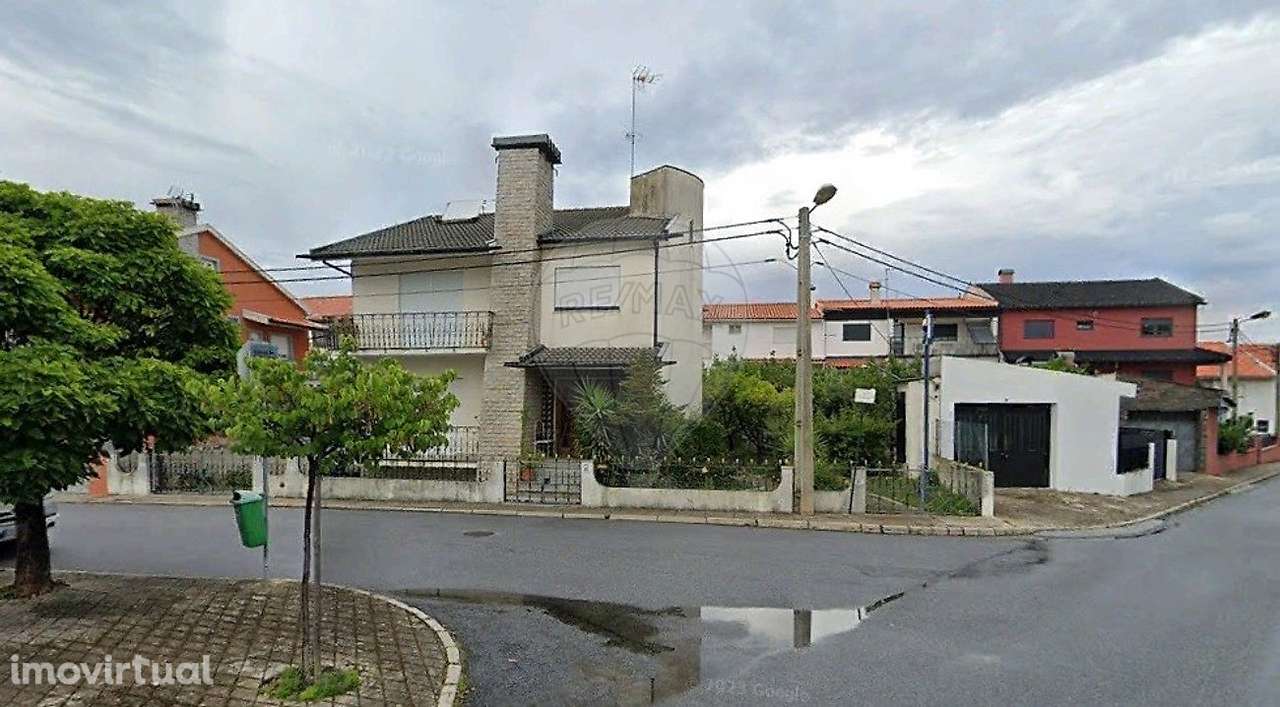 Moradia T5 para venda - Grande imagem: 2/26