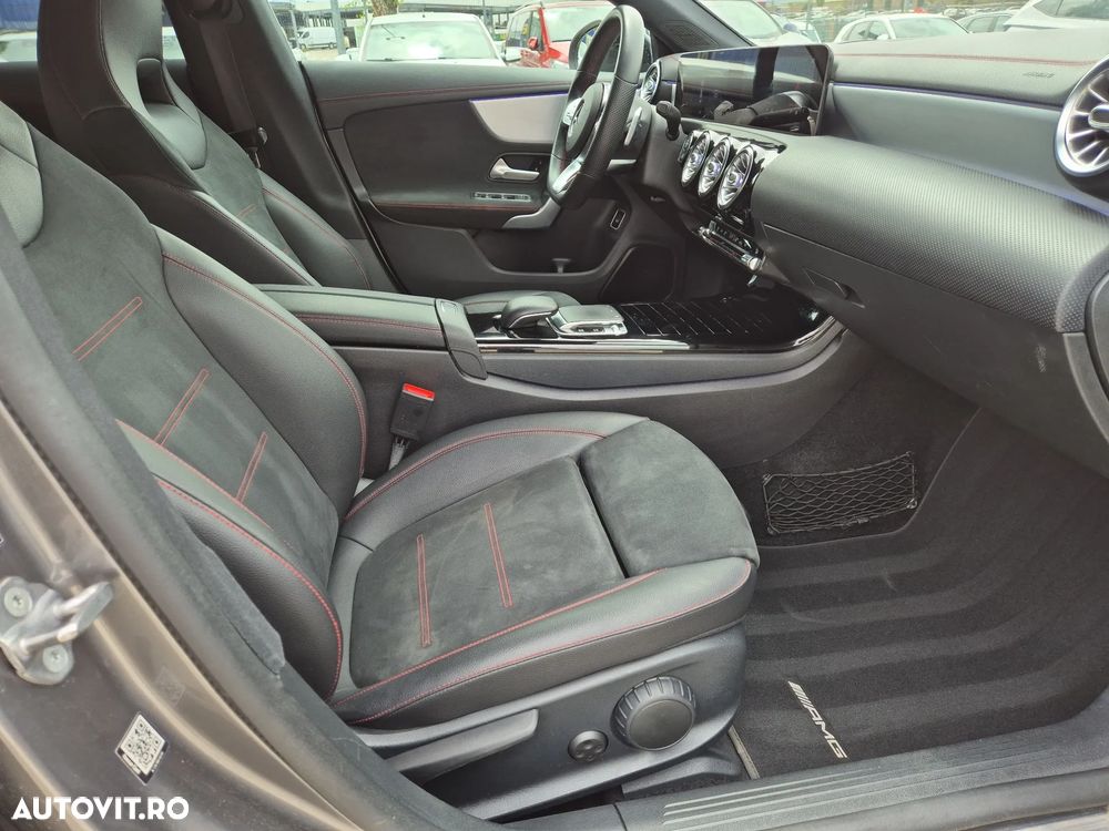 Mercedes-Benz CLA 200 7G-DCT AMG Line - 22