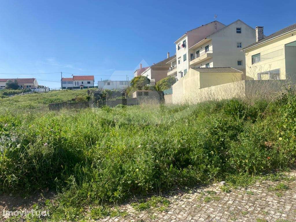 Moradia V3+1 com piscina no Bairro Mariana Gaita, São João da Talha - Grande imagem: 5/13