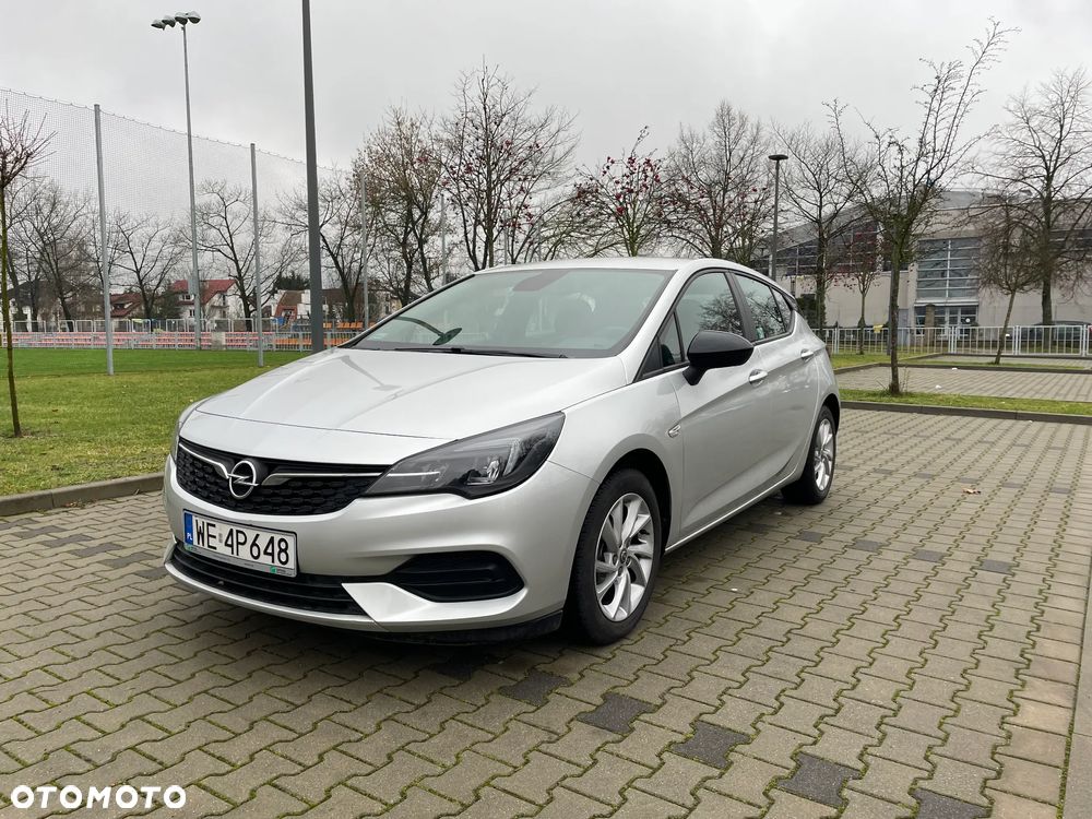 Opel Astra 1.2 T Business Edition S&S - 1