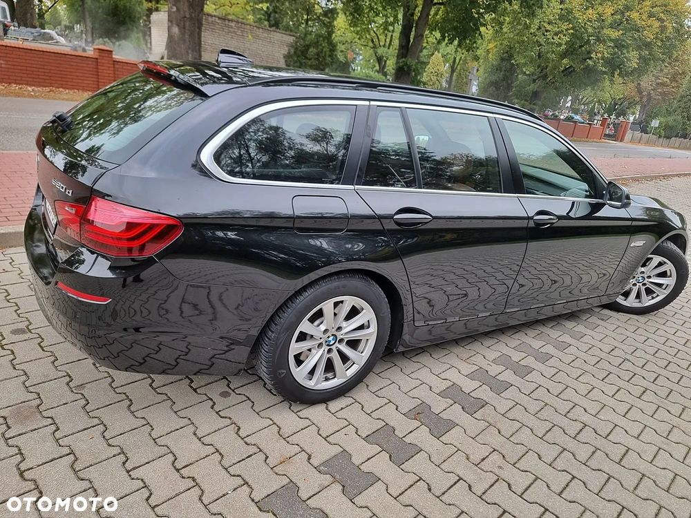 BMW Seria 5 520d xDrive - 21