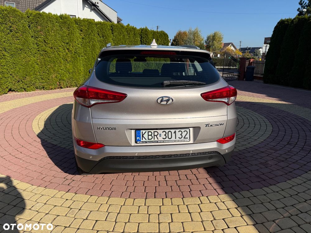 Hyundai Tucson 1.6 GDi 2WD Trend - 32
