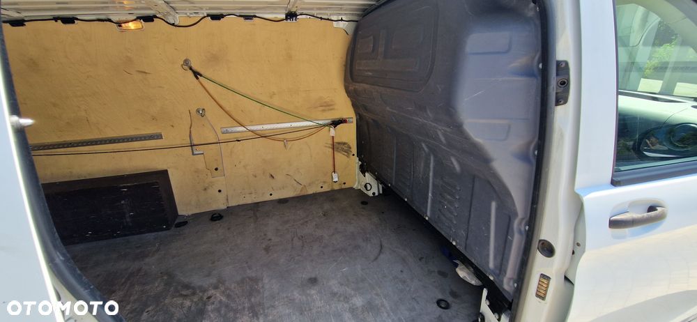 Mercedes-Benz VITO EXTRA LONG - 28