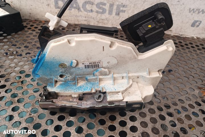 Broasca usa spate stanga 5K4839015 Volkswagen VW Polo 5 6R  [din 2009 - 2