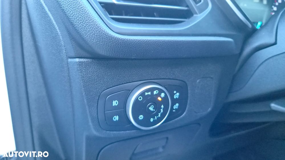 Ford Focus 1.5 EcoBlue Active Business - 17