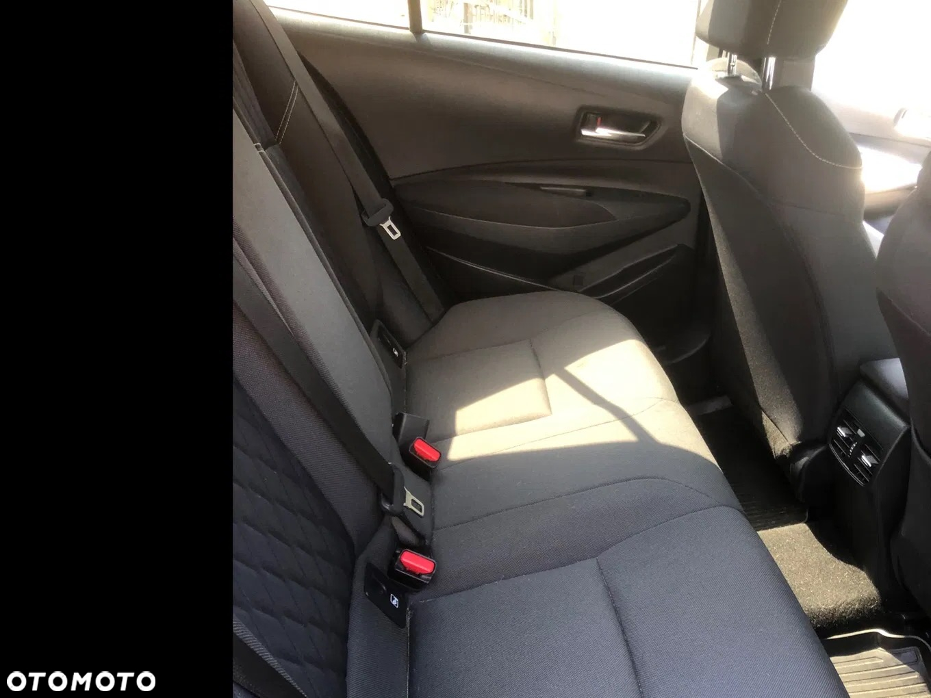 Toyota Corolla - 2