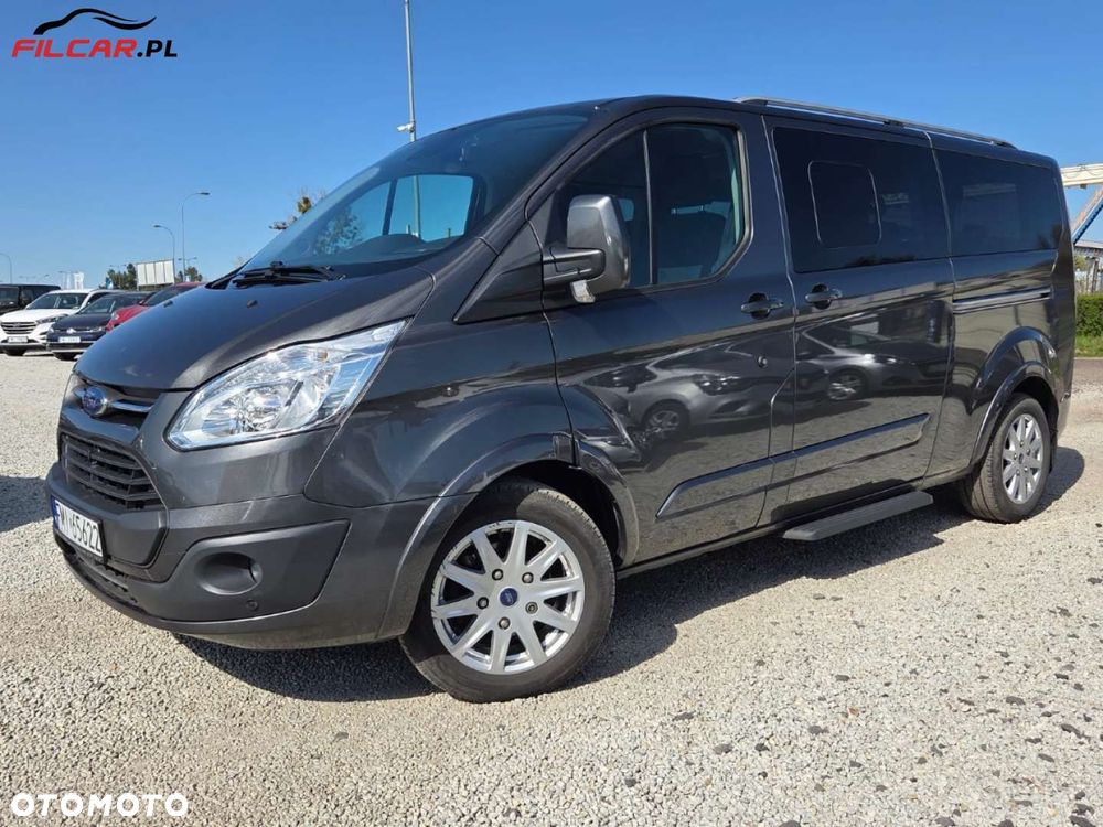Ford Tourneo Custom - 25