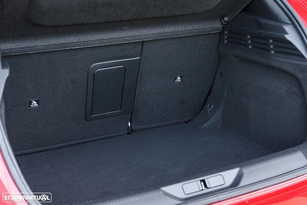 Peugeot 308 1.2 PureTech GT Pack EAT8 - 31