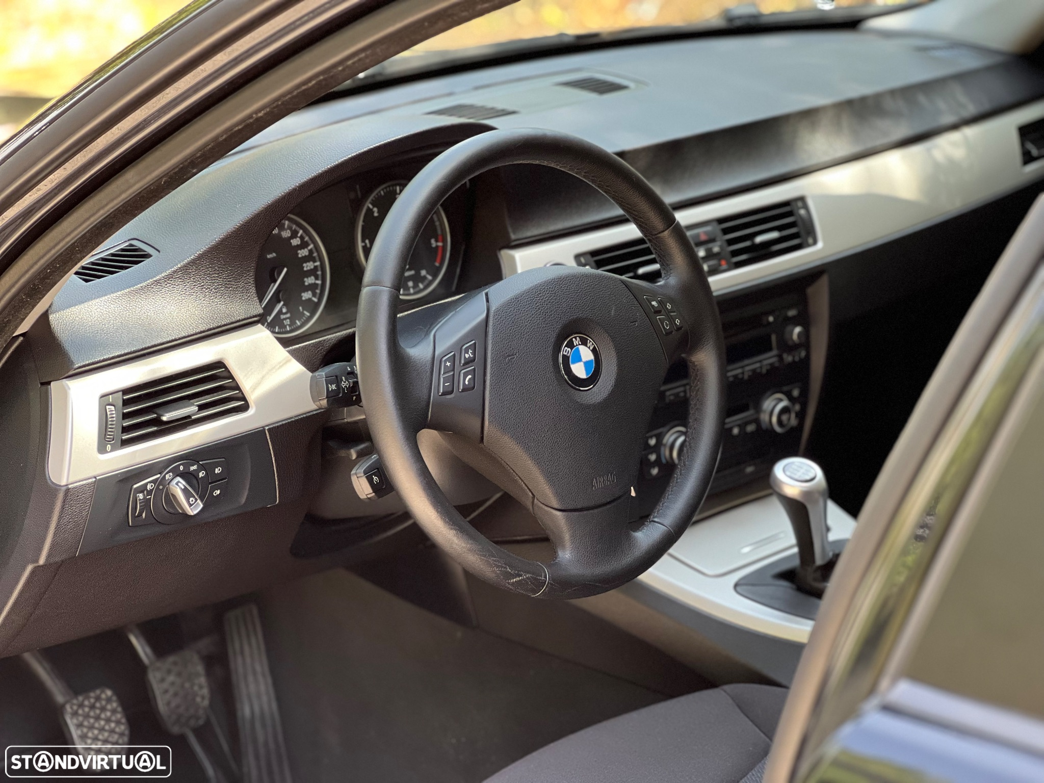 BMW 318 d Touring LifeStyle - 7