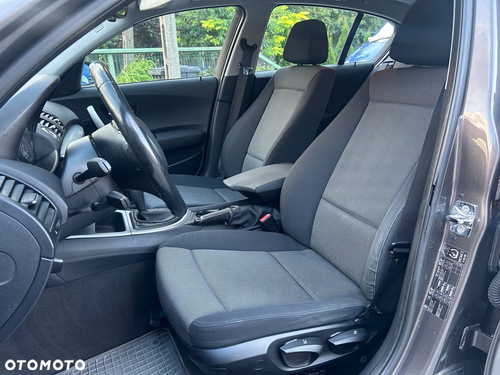 BMW Seria 1 118i - 9