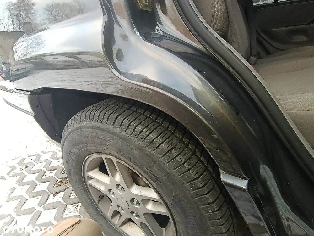 Jeep Grand Cherokee - 22