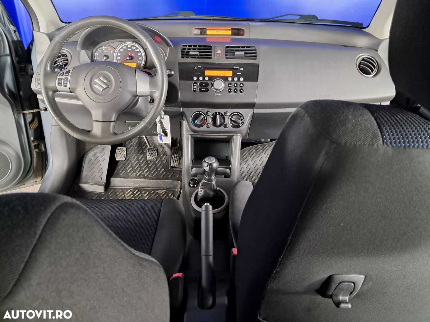 Suzuki Swift - 13