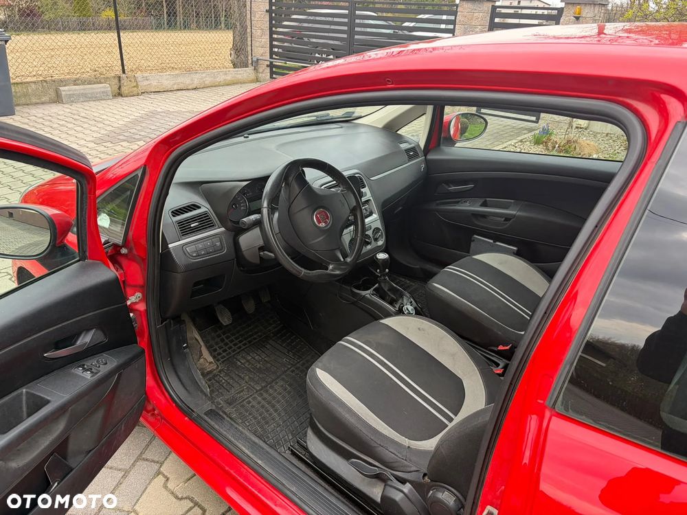 Fiat Grande Punto - 6