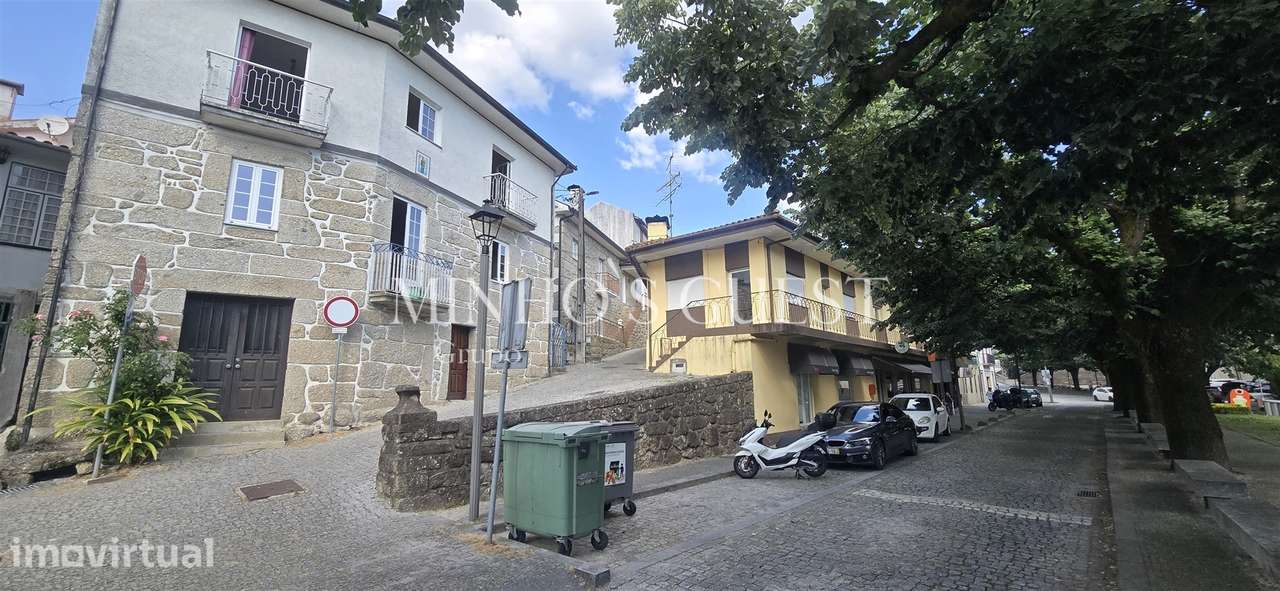 Moradia V3 c/ História em Pedra no Coração de Santa Maria de Bouro - A - Grande imagem: 2/25