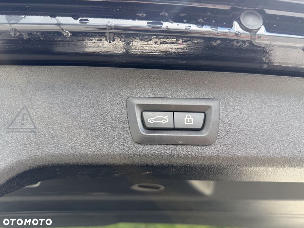 BMW Seria 5 520d xDrive mHEV M Sport sport - 31