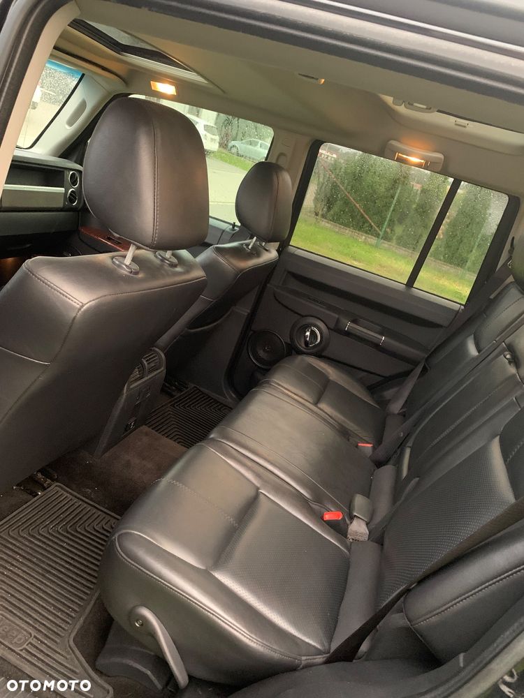 Jeep Commander 5.7 V8 Limited - 9