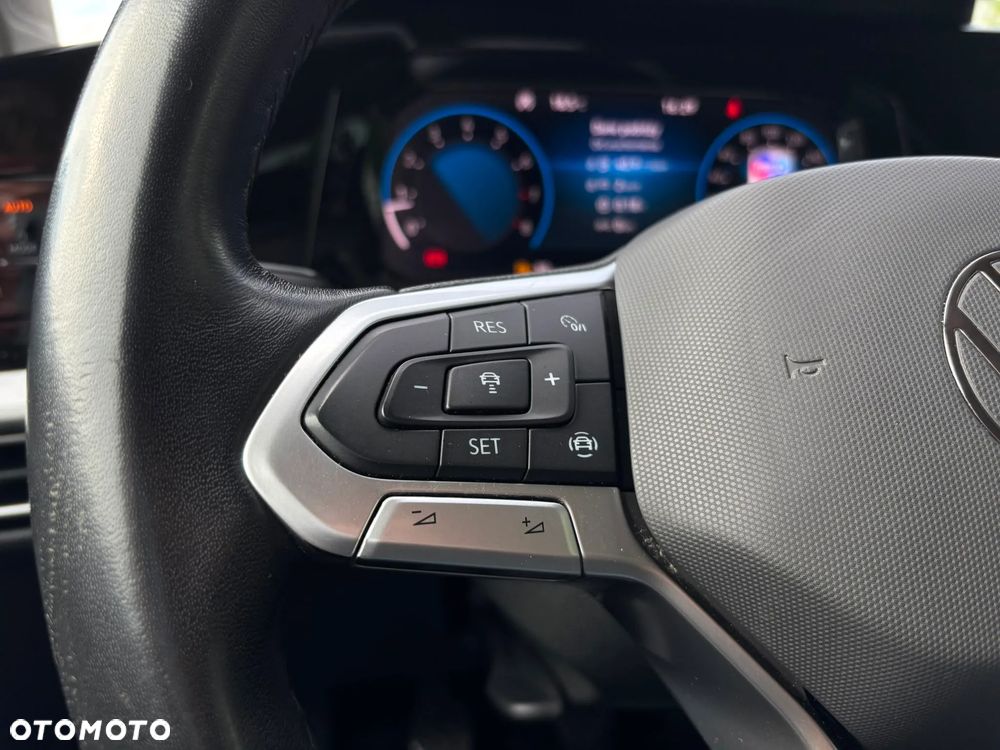 Volkswagen Golf 1.5 TSI EVO Life - 25