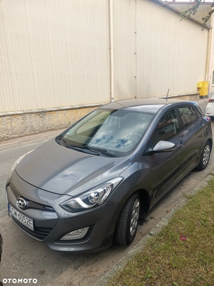 Hyundai i30 i30cw 1.4 CRDi Advantage - 14