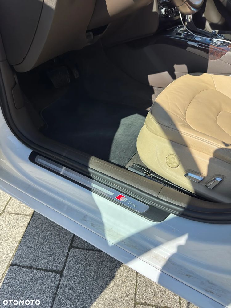 Audi A4 Limousine - 26