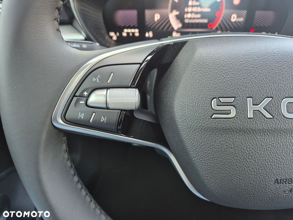 Skoda Fabia 1.0 TSI Drive DSG - 35