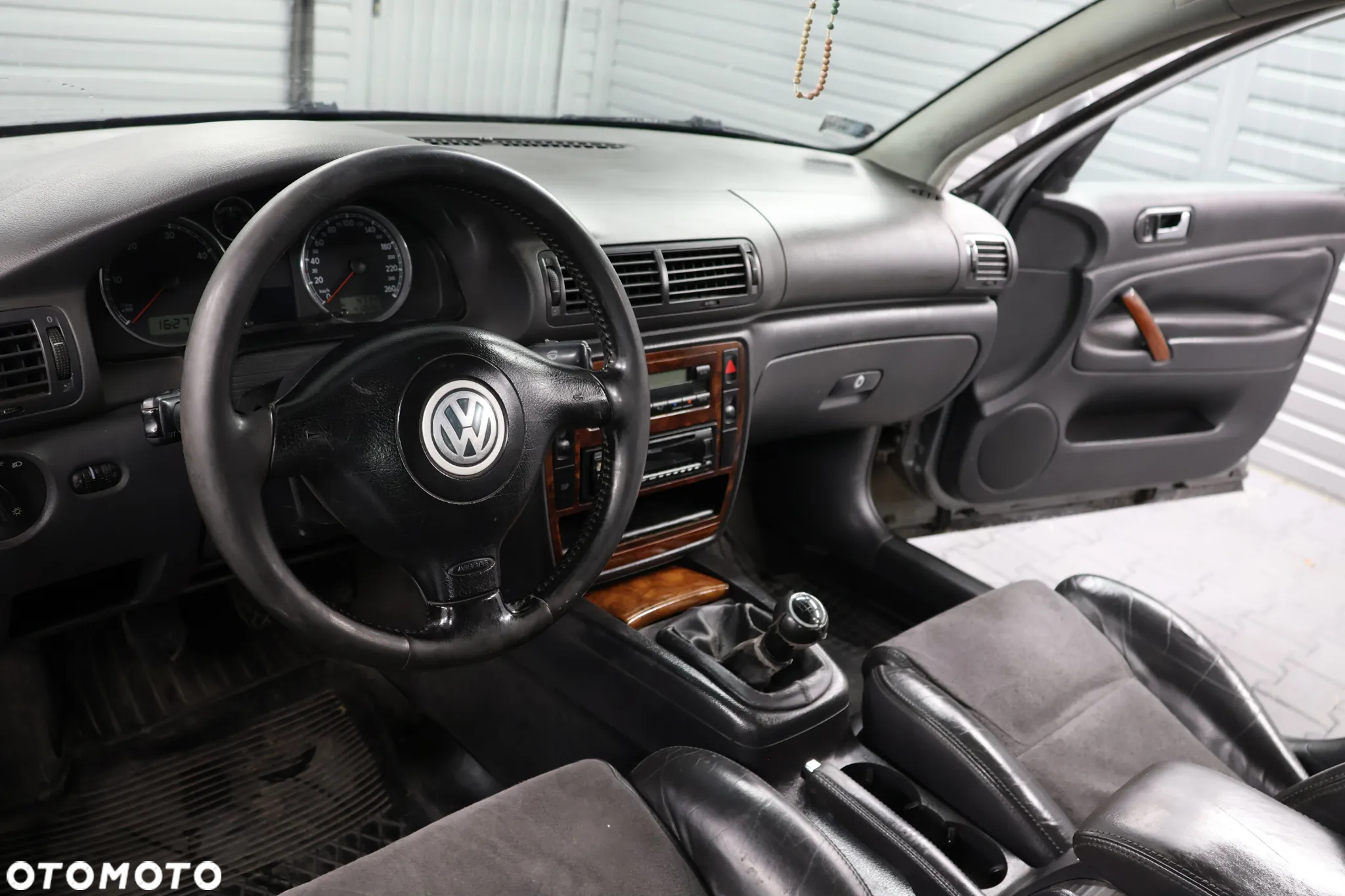 Volkswagen Passat 1.9 TDI Comfortline - 7