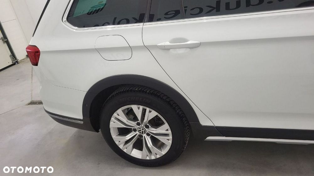 Volkswagen Passat - 5