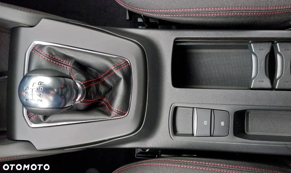 Ford Focus 1.0 EcoBoost mHEV ST-Line X - 19