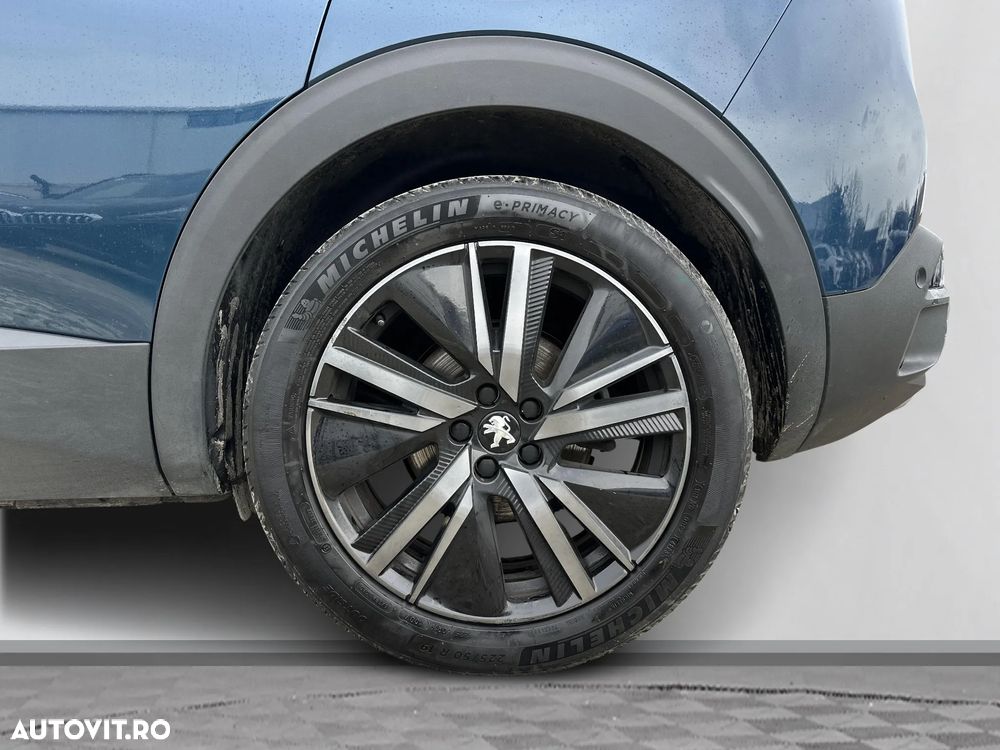 Peugeot 3008 225 e-EAT8 GT - 13