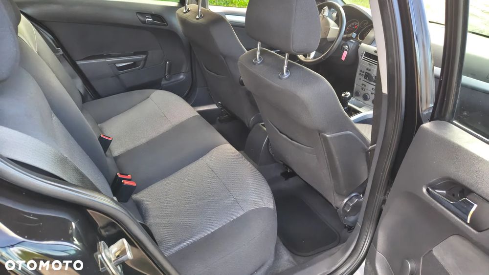 Opel Astra 1.6 Cosmo - 17