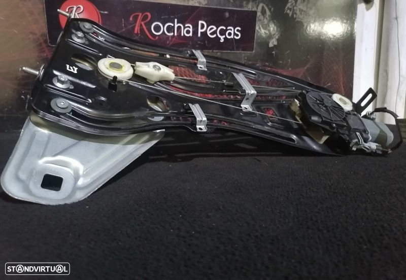 Elevador Trás Esq Peugeot 207 Cc (Wd_) - 1