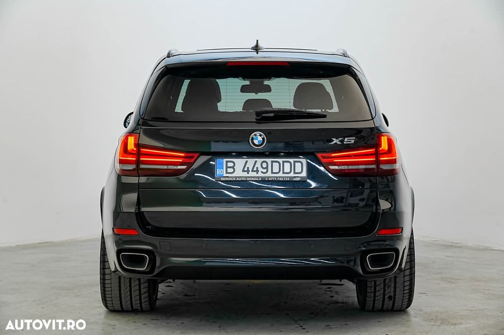 BMW X5 xDrive30d Sport-Aut. - 7