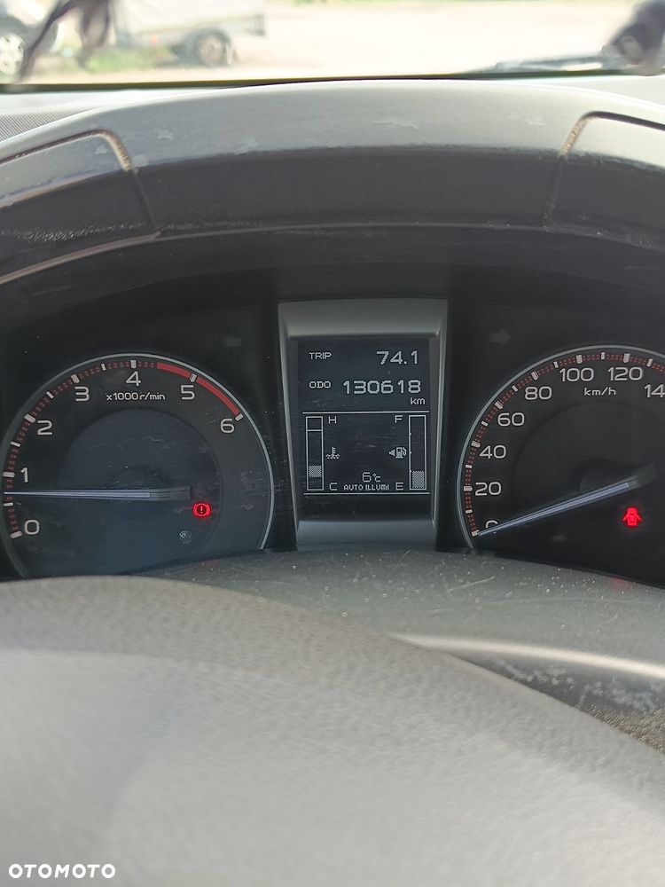 Isuzu D-Max 2.5 DC LS - 6