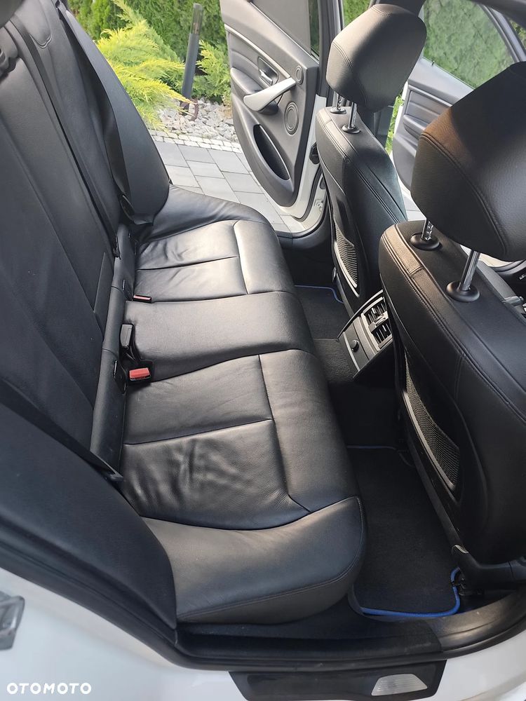 BMW Seria 3 335d xDrive M Sport - 20