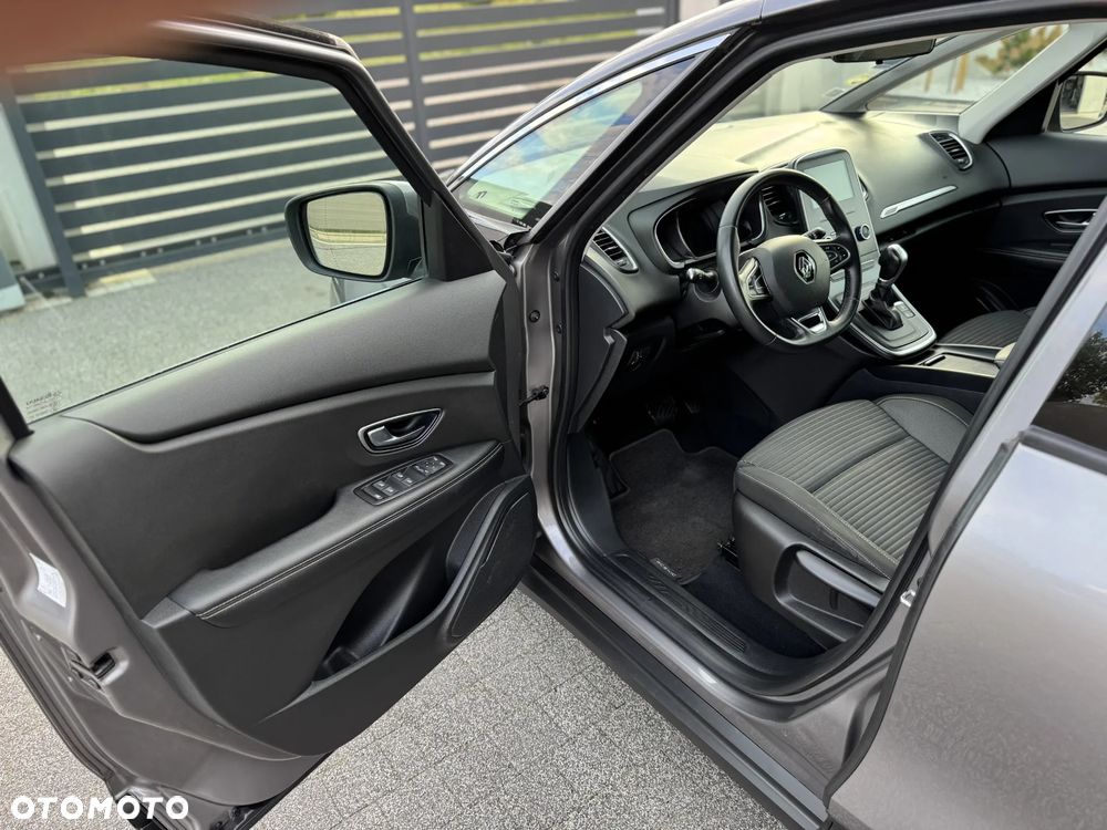 Renault Scenic - 19