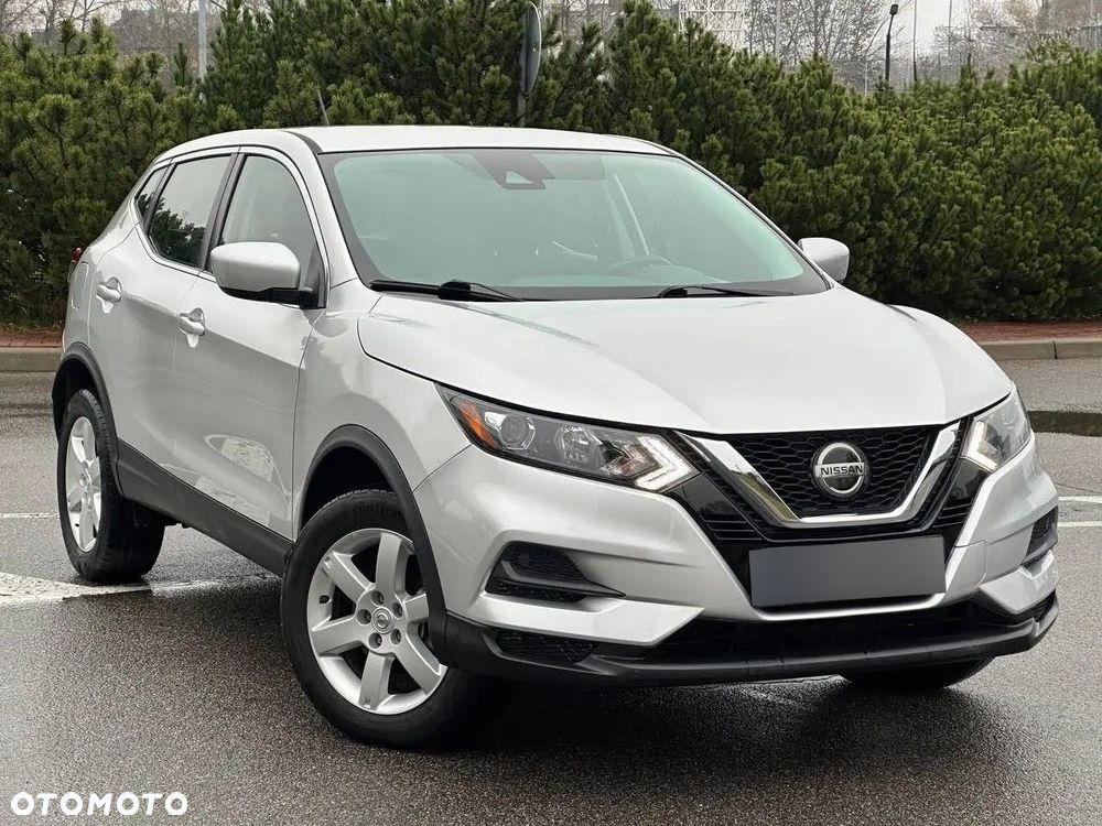 Nissan Rogue - 2