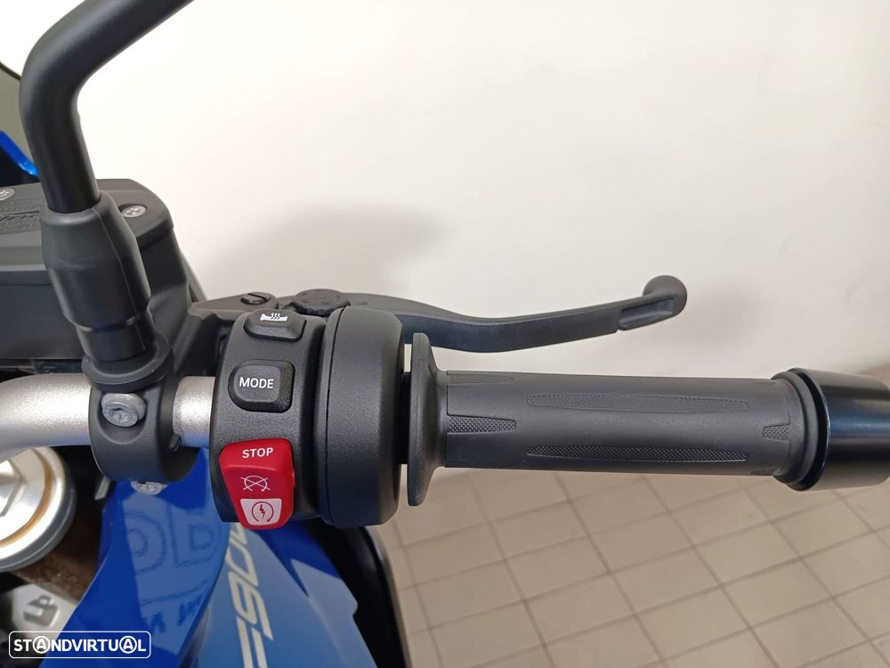 BMW F 900 XR 900 XR - 8